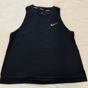 Nike Women’s Black Sleeveless Top